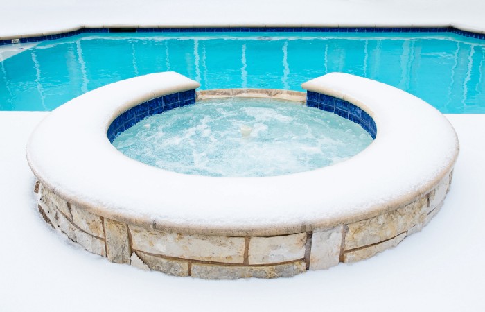 How Cold Temperatures Affect Your Pool/Spa Water